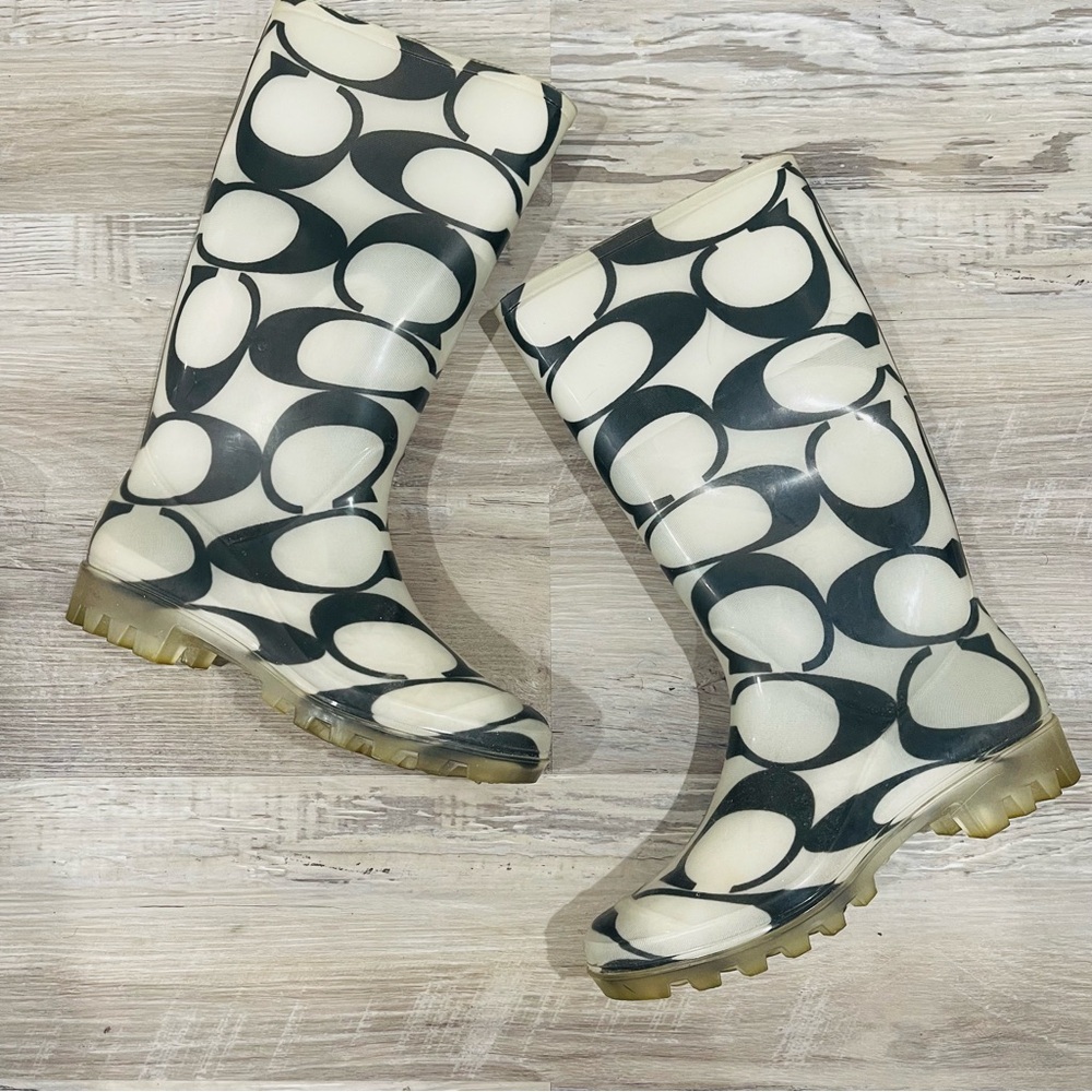 Coach Pixy Womens Pull On Rain Boots Black  White Signature Logo Size 7